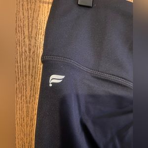 Black Fabletics Motion 365 Leggings